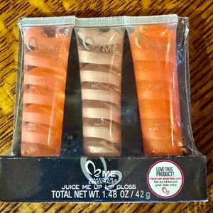 ME Makeover Essentials Lip Gloss Trio Set. NEW